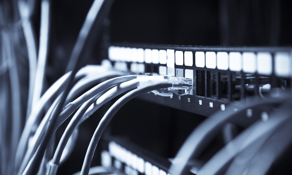 Få full kontroll på öppna fönster, luckor och dörrar – var du än befinner dig